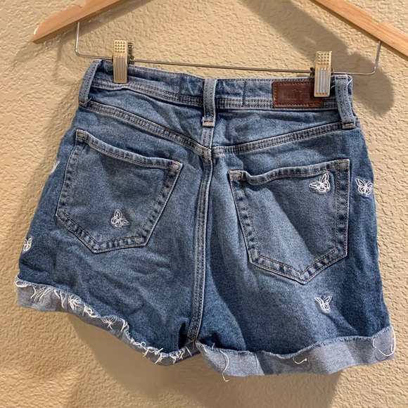 Hollister Jean shorts - Picture 3 of 5